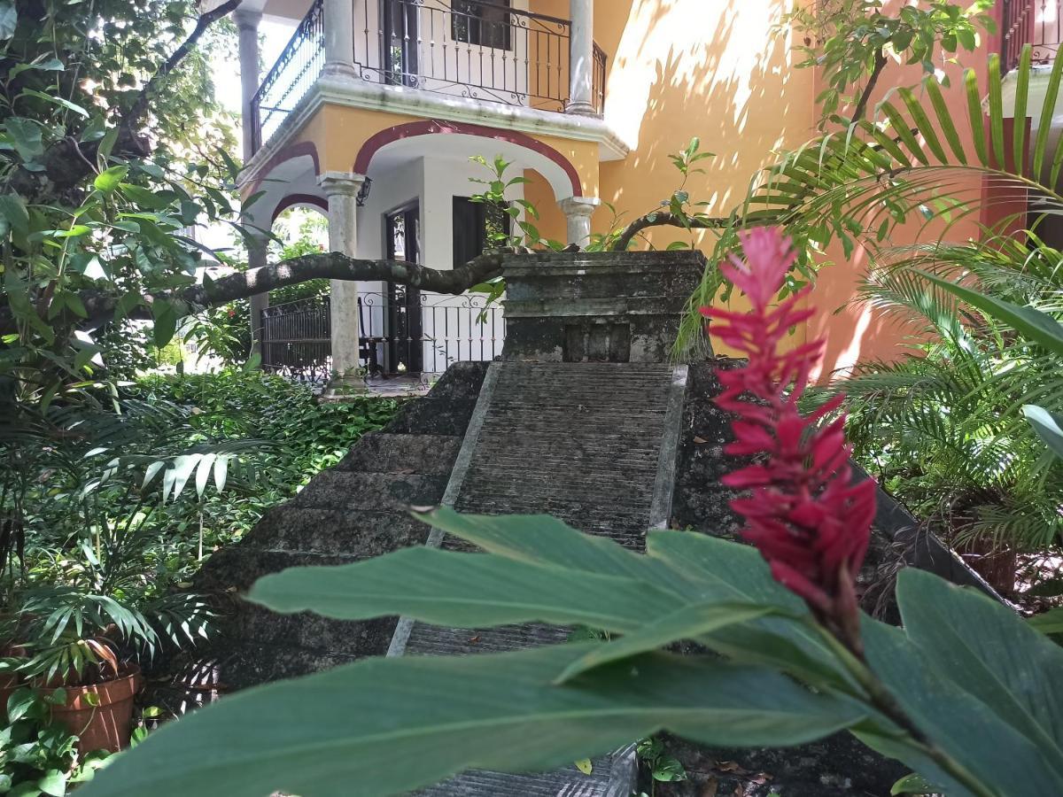 Ecotel Quinta Regia Valladolid  Bagian luar foto